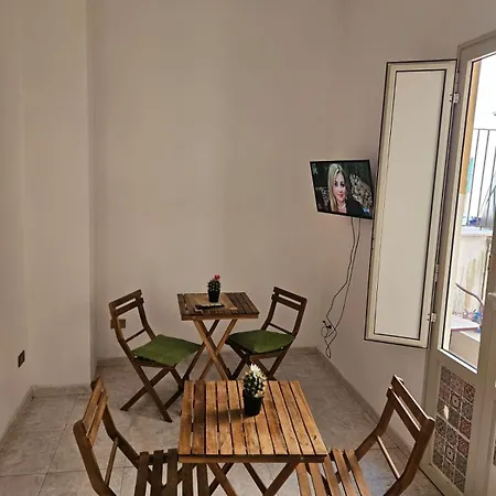 Al Maqueda Bed & Breakfast *